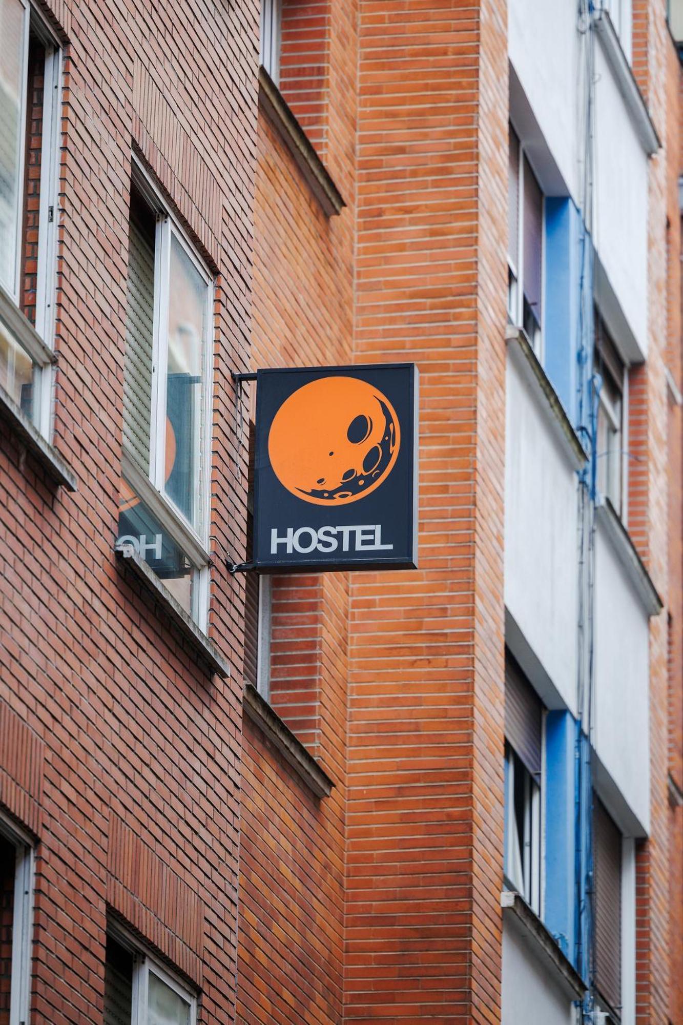 อัลเบร์เก ตูริสติโก มูน โฮสเทล ไบโอ Hostel บิลเบา ภายนอก รูปภาพ